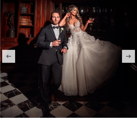 Liz Martinez SS 2023 Maria Wedding dress. A line Silk organza with 3D appliqué. - Picture 9 of 11